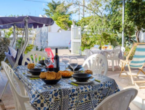 Luxury Holiday Home with Swimming Pool in Torre Lapillo no4687